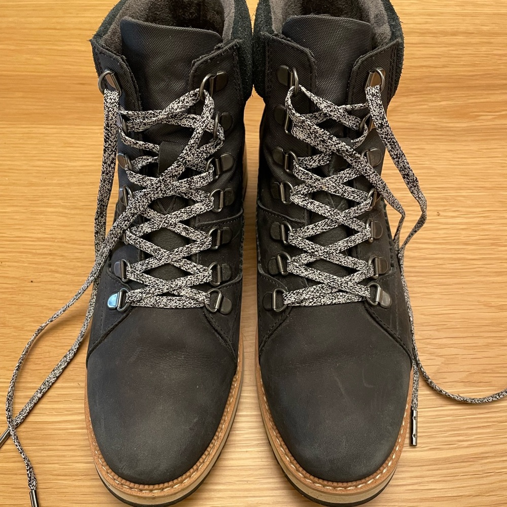Tom’s Mesa Waterproof Black Boots